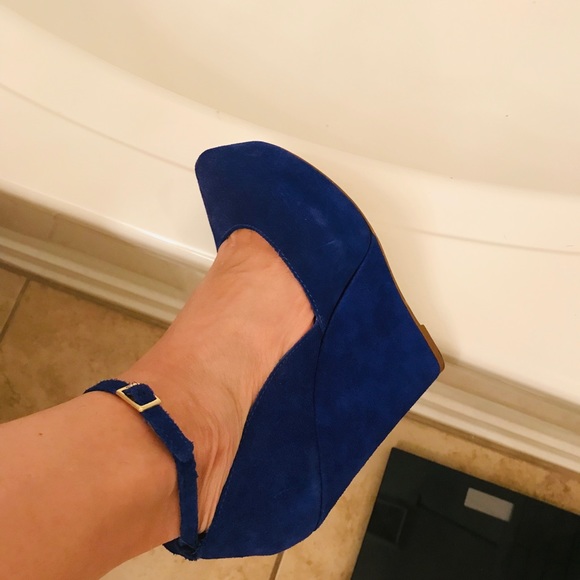 Steve Madden suede wedges - Picture 3 of 4